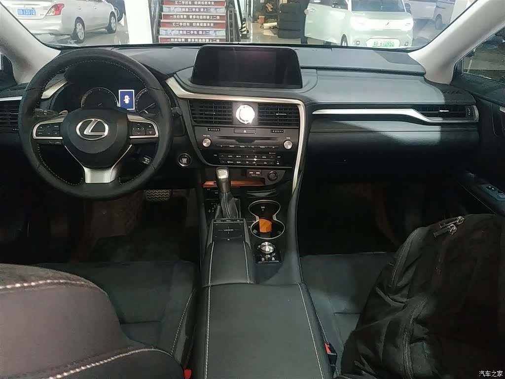 Lexus RX, 2022 7