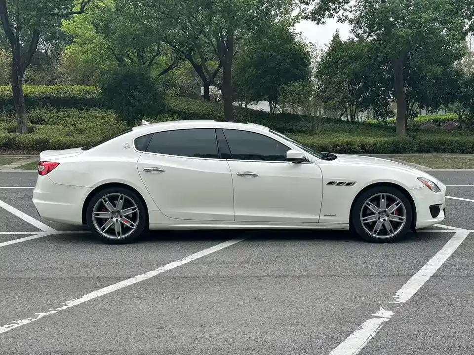 Maserati President