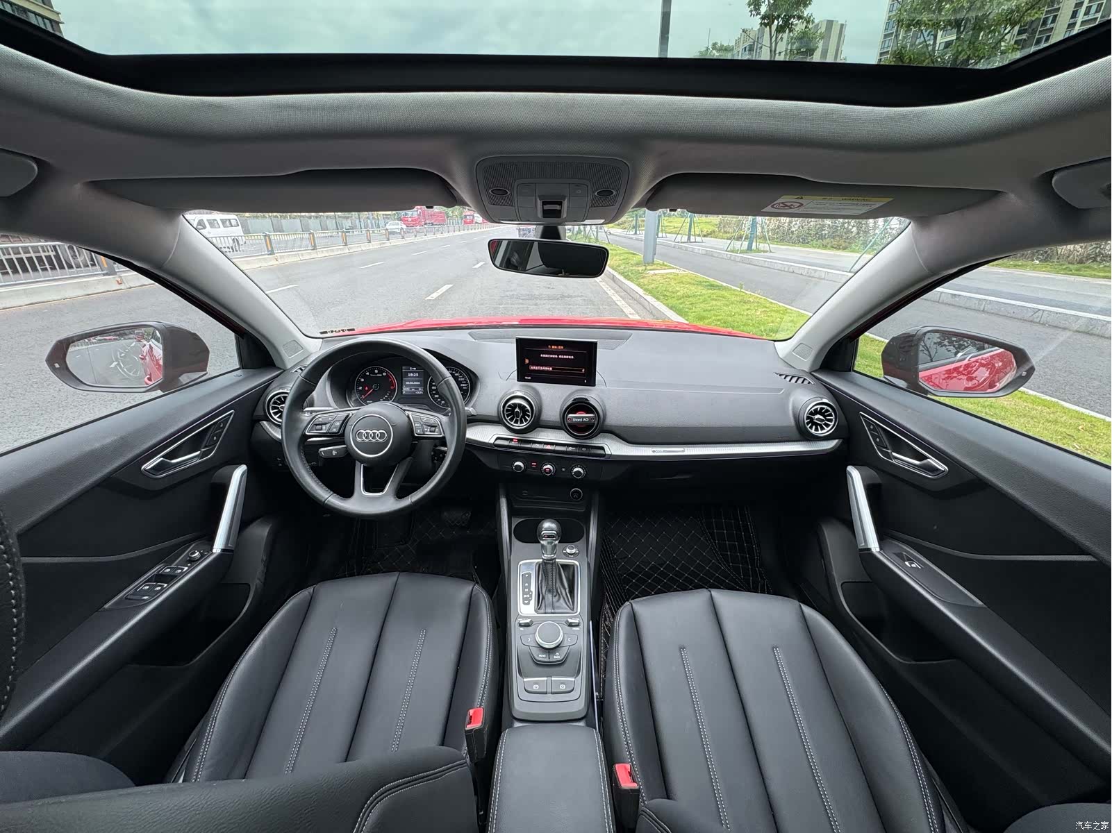 Audi Q2L, 2020 6