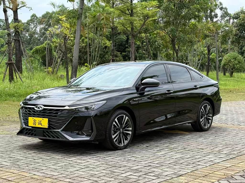 Chery Arrizo 8