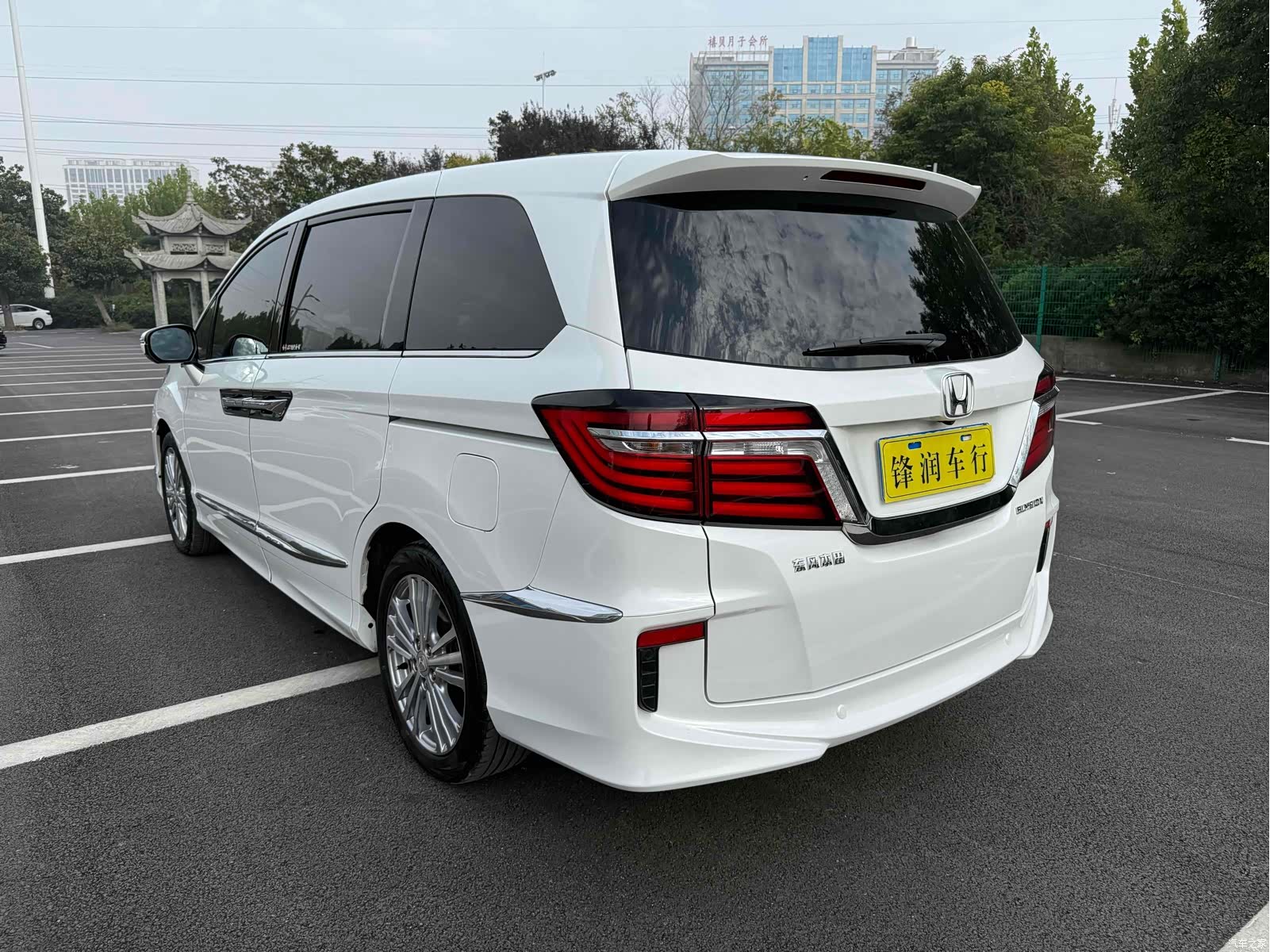 Honda Elysion, 2017 7