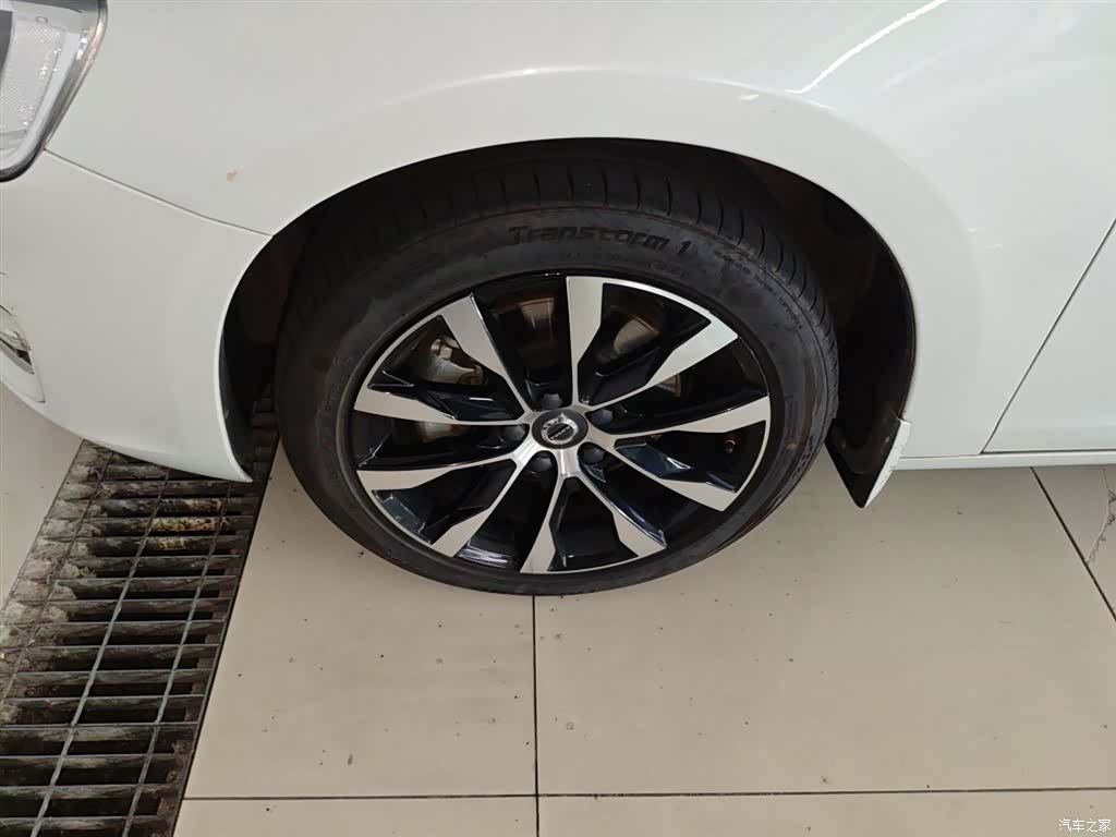 Volvo S60, 2020 23