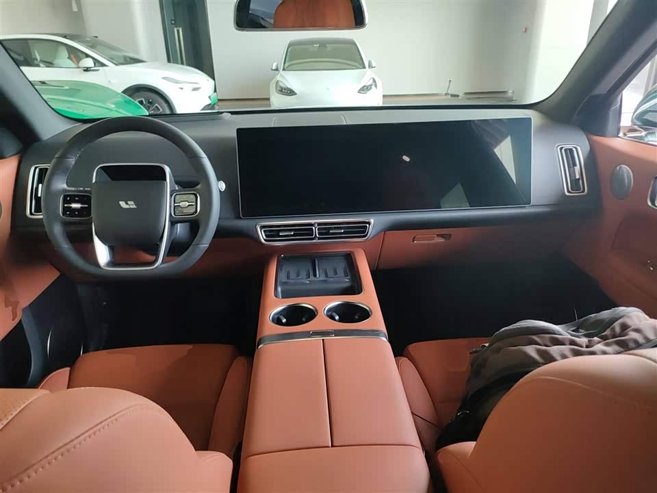 Li Auto Ideal L6