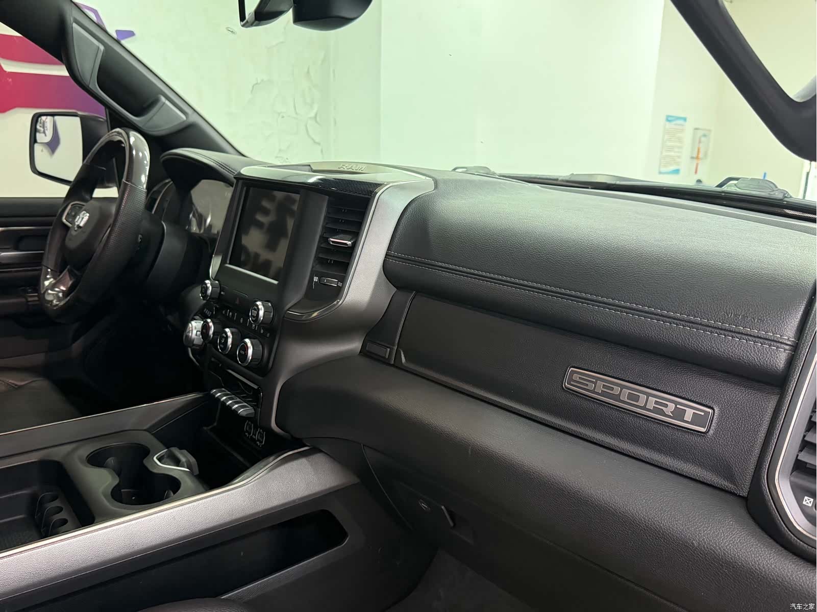 RAM Trucks, 2020 10