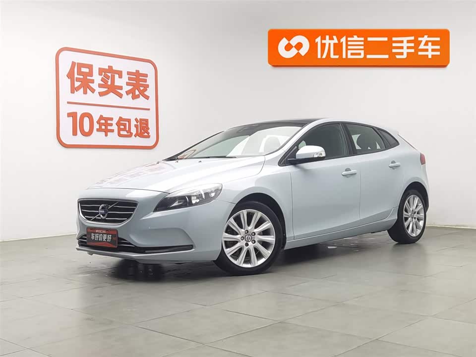 Volvo V40