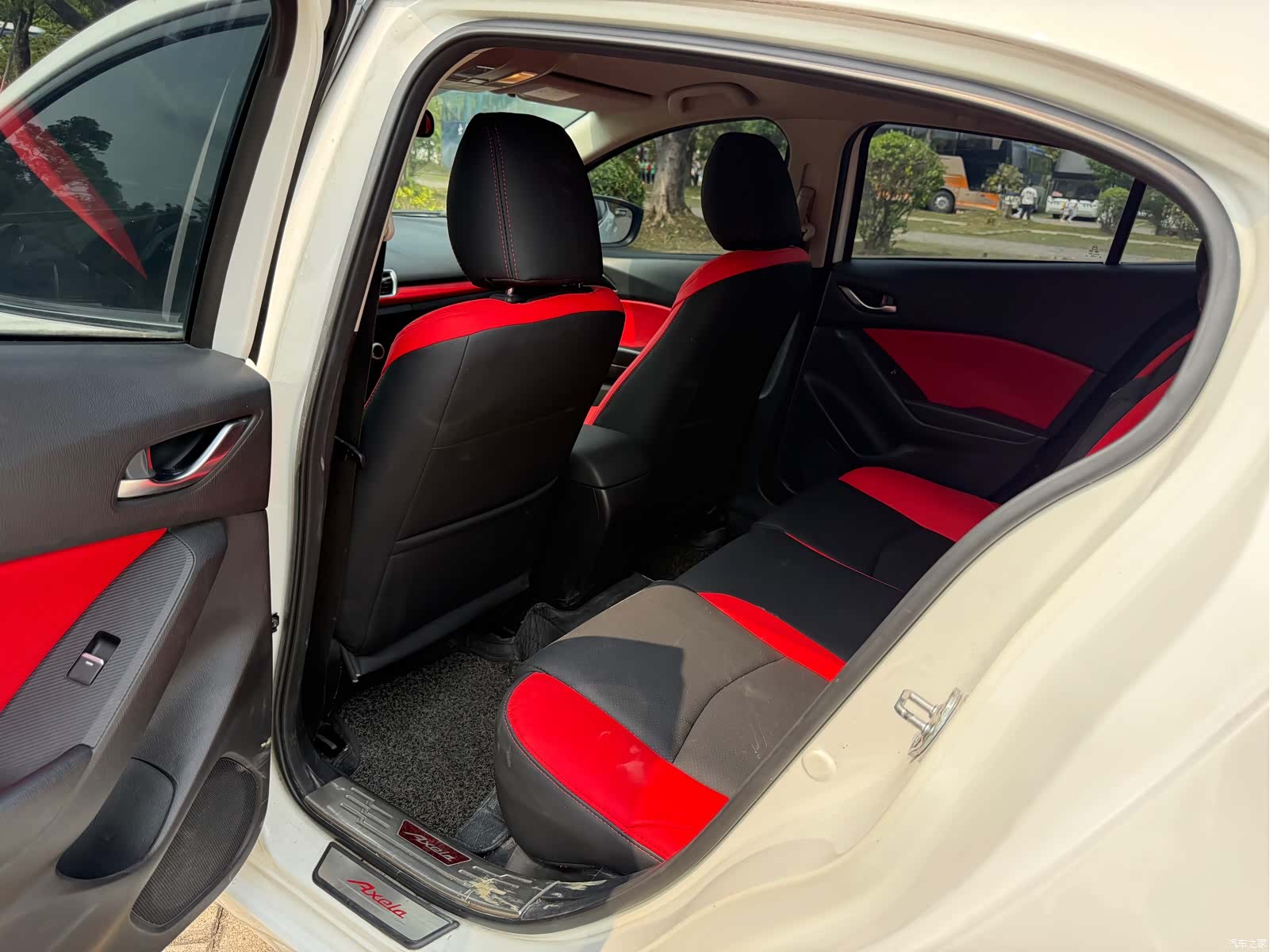 Mazda Mazda3, 2016 11