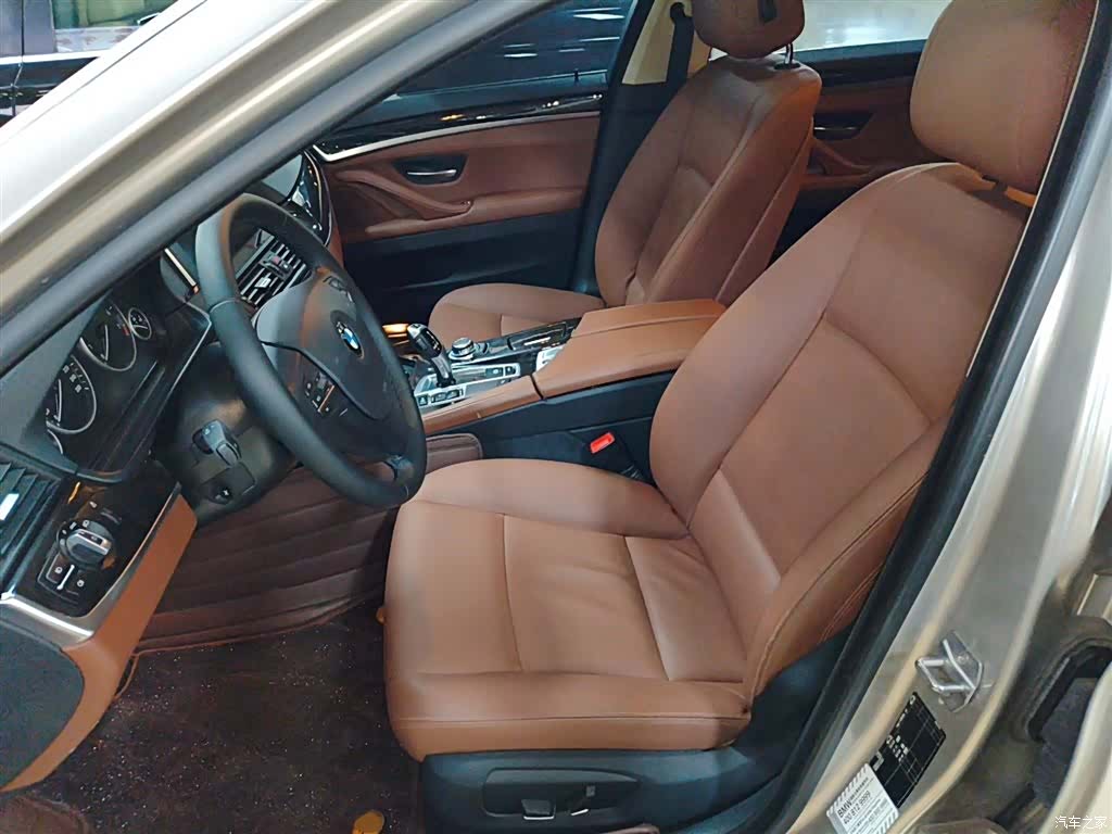BMW 5 Series, 2015 11
