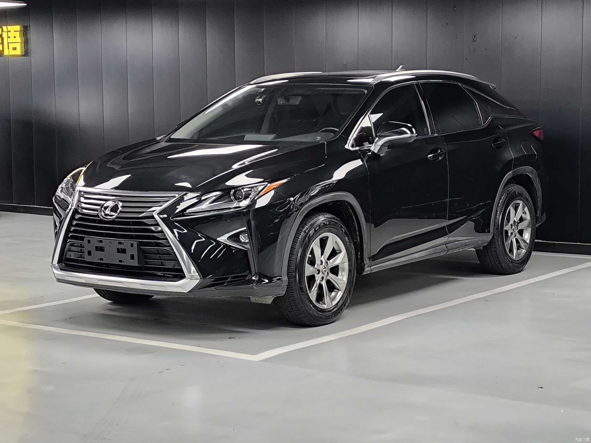 Lexus RX, 2019 1