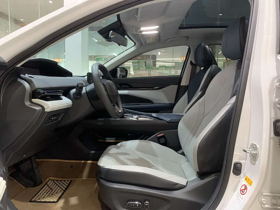 Changan UNI-V Smart iDD