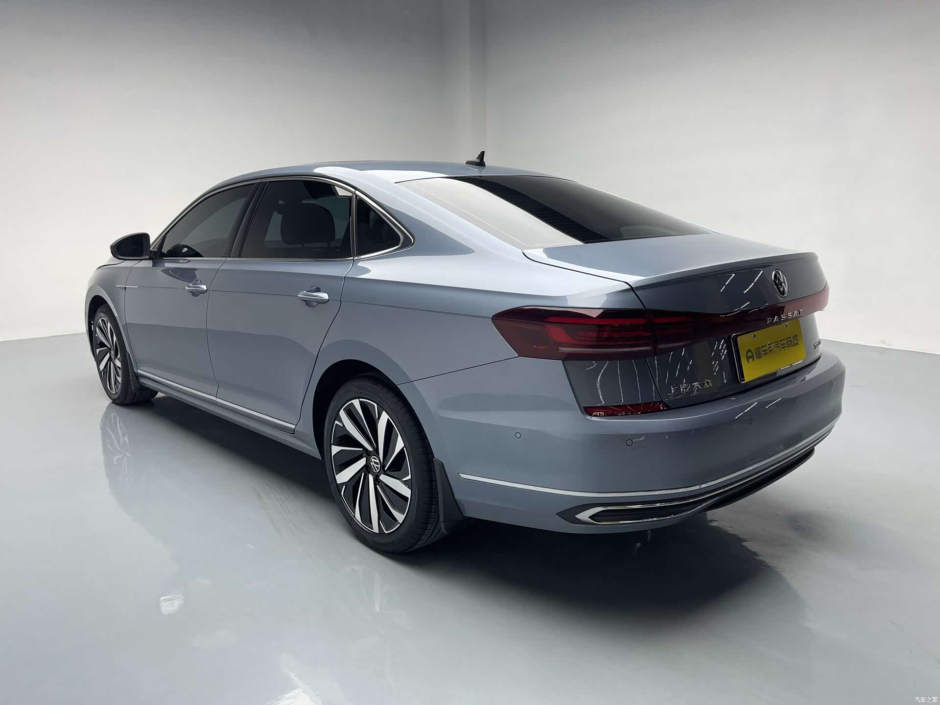Volkswagen Passat, 2022 33