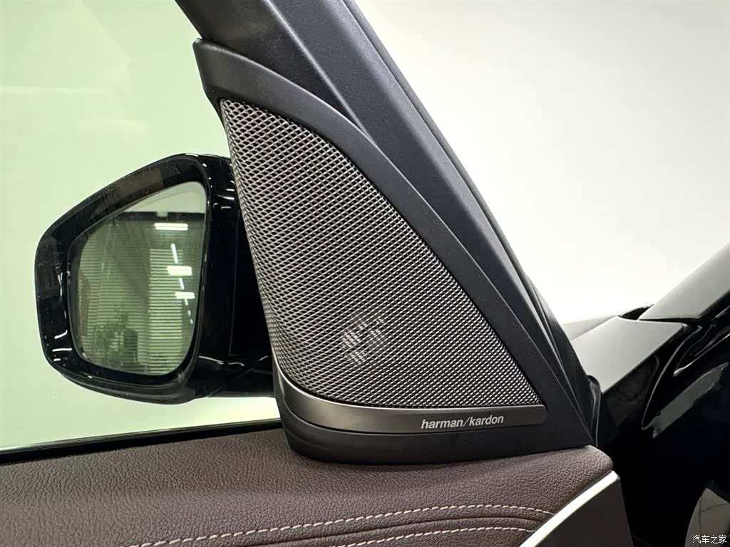 BMW 5 Series, 2021 17