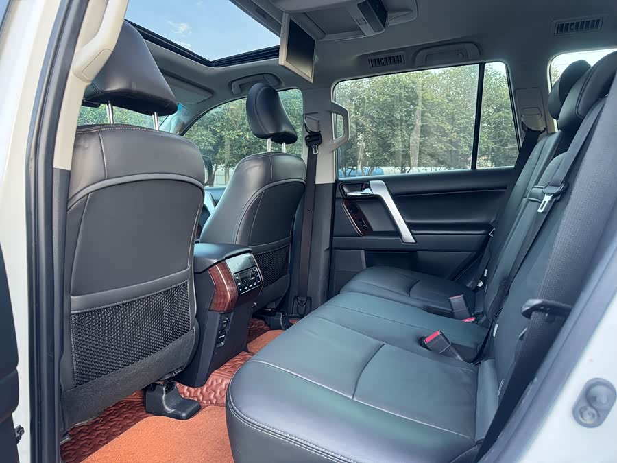 Toyota Prado 2016, фото 5
