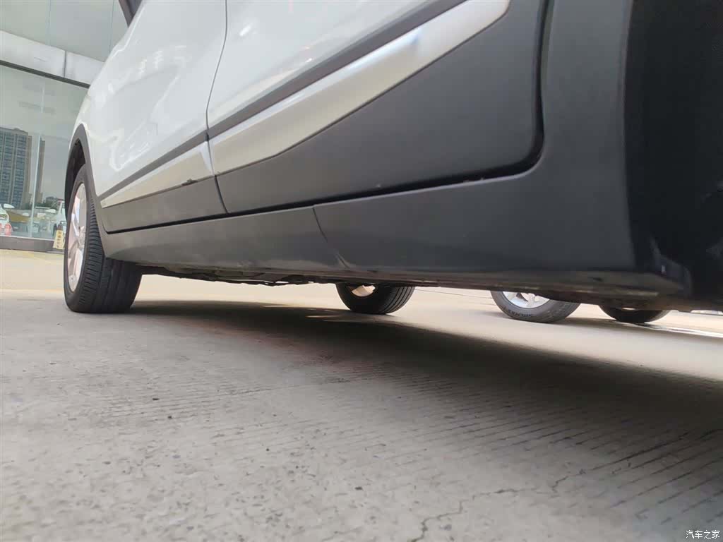 Changan CS15, 2017 21
