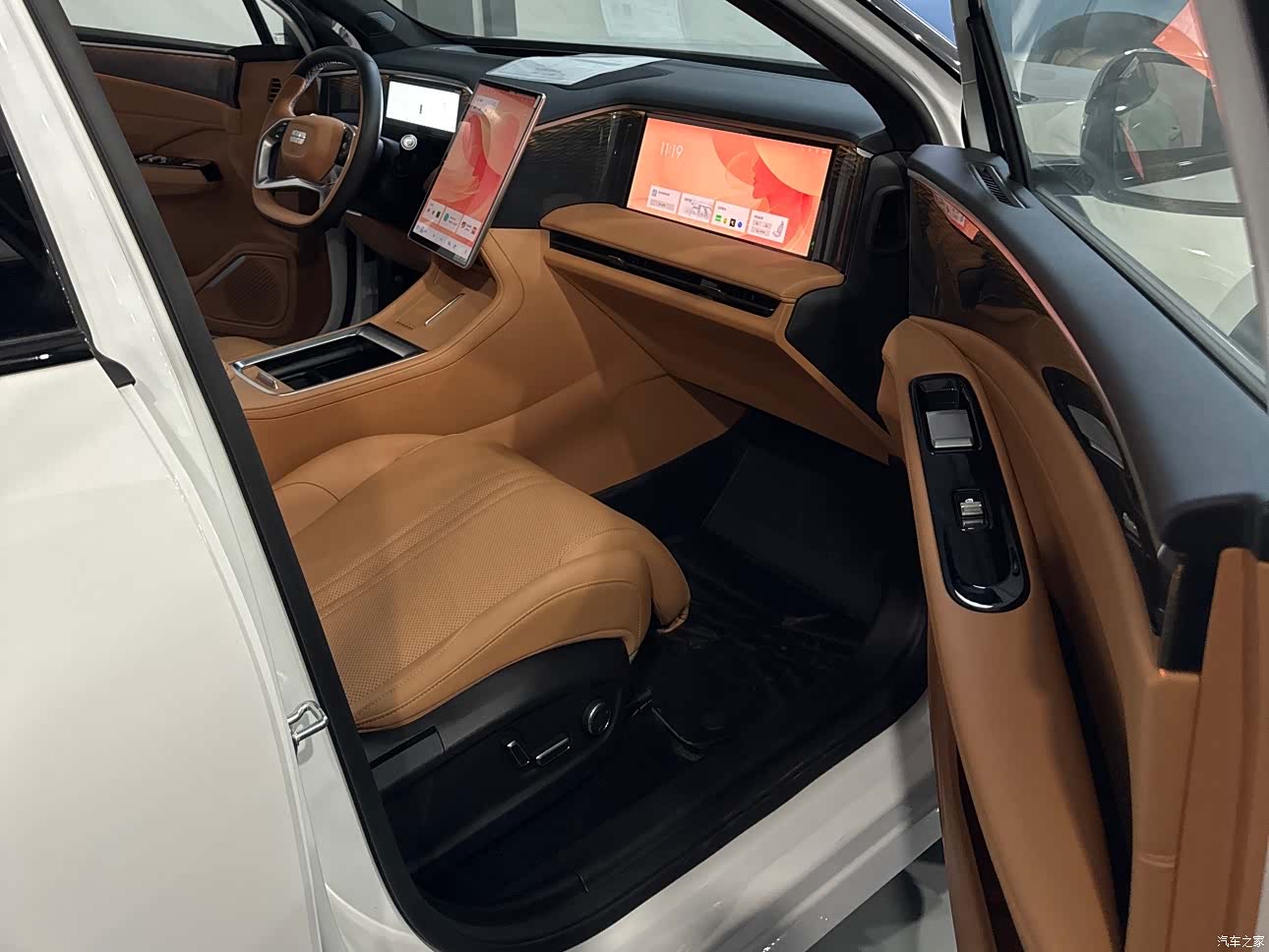 Geely Galaxy L7, 2025 7