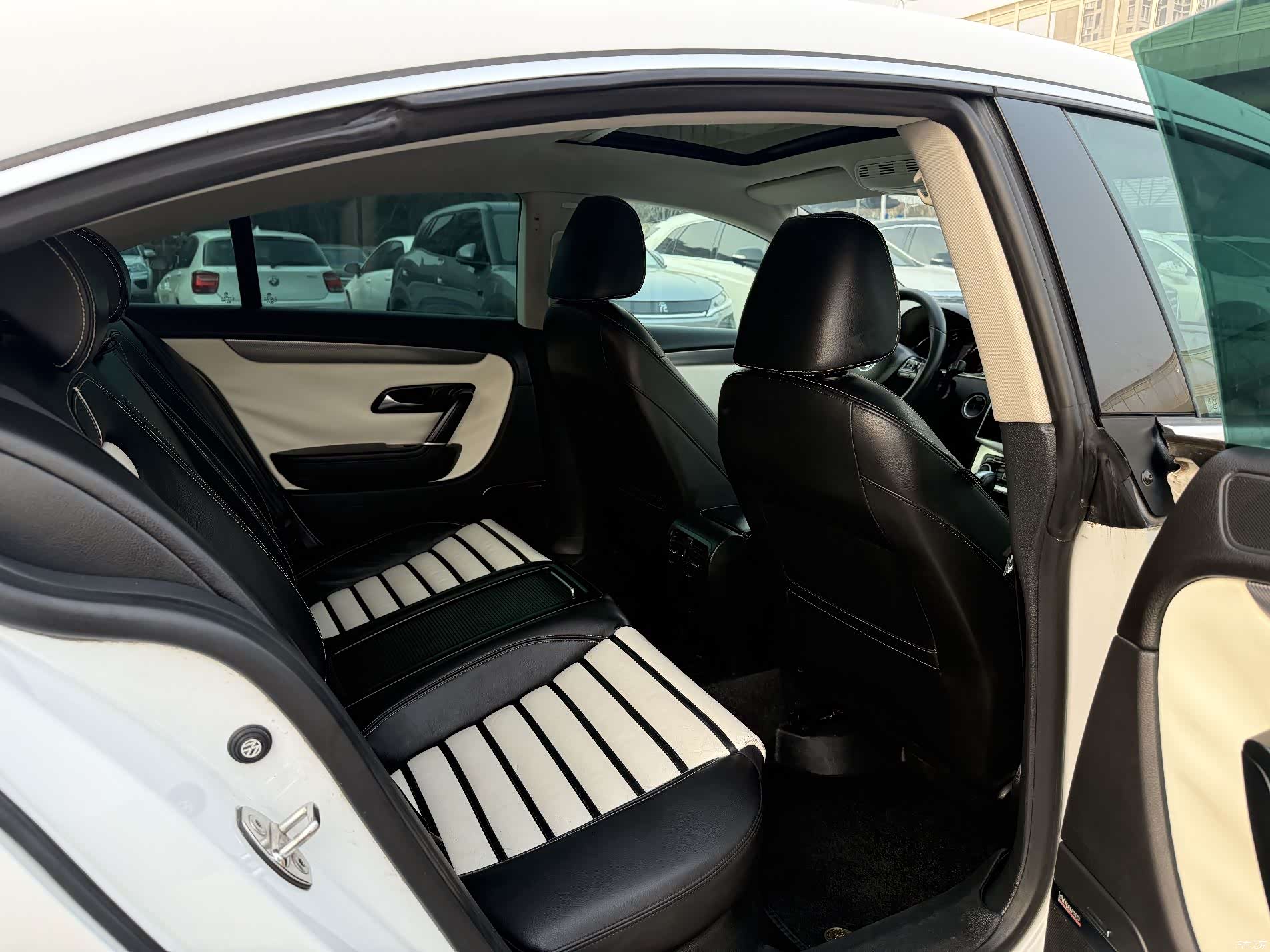 Volkswagen CC, 2013 8
