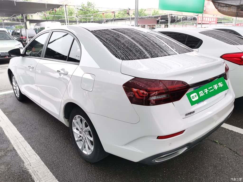 Geely Emgrand, 2021 все фото