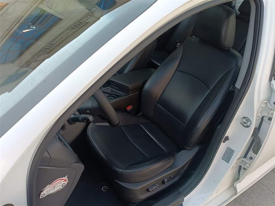 Kia K5 Kia K5