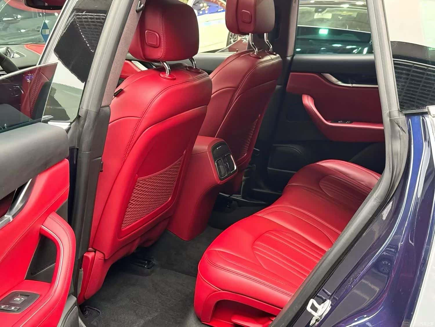 Maserati Levante, 2017 6