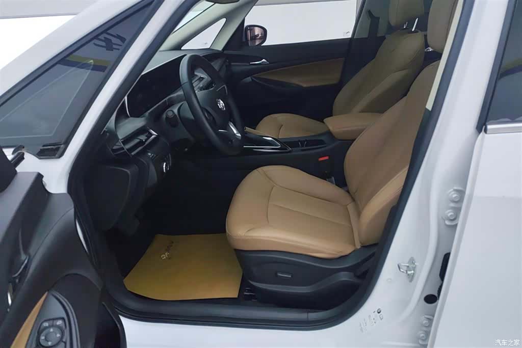 Buick GL6, 2023 9
