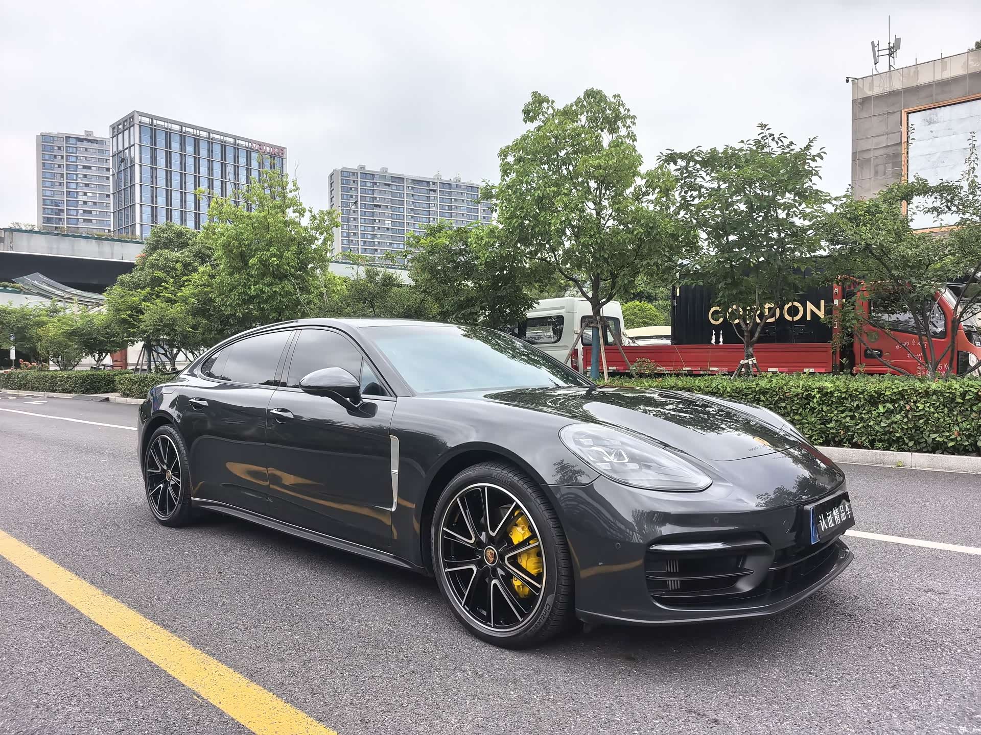 Porsche Panamera, 2022 3