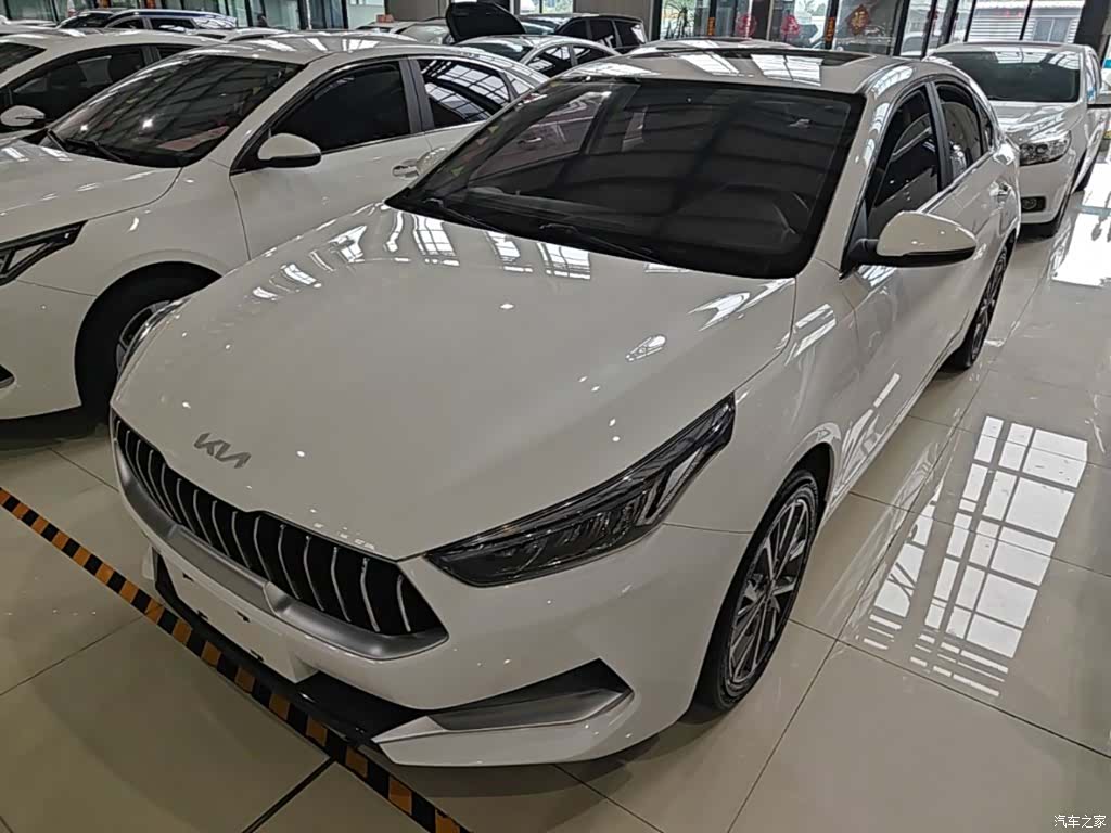 Kia K3, 2021 1