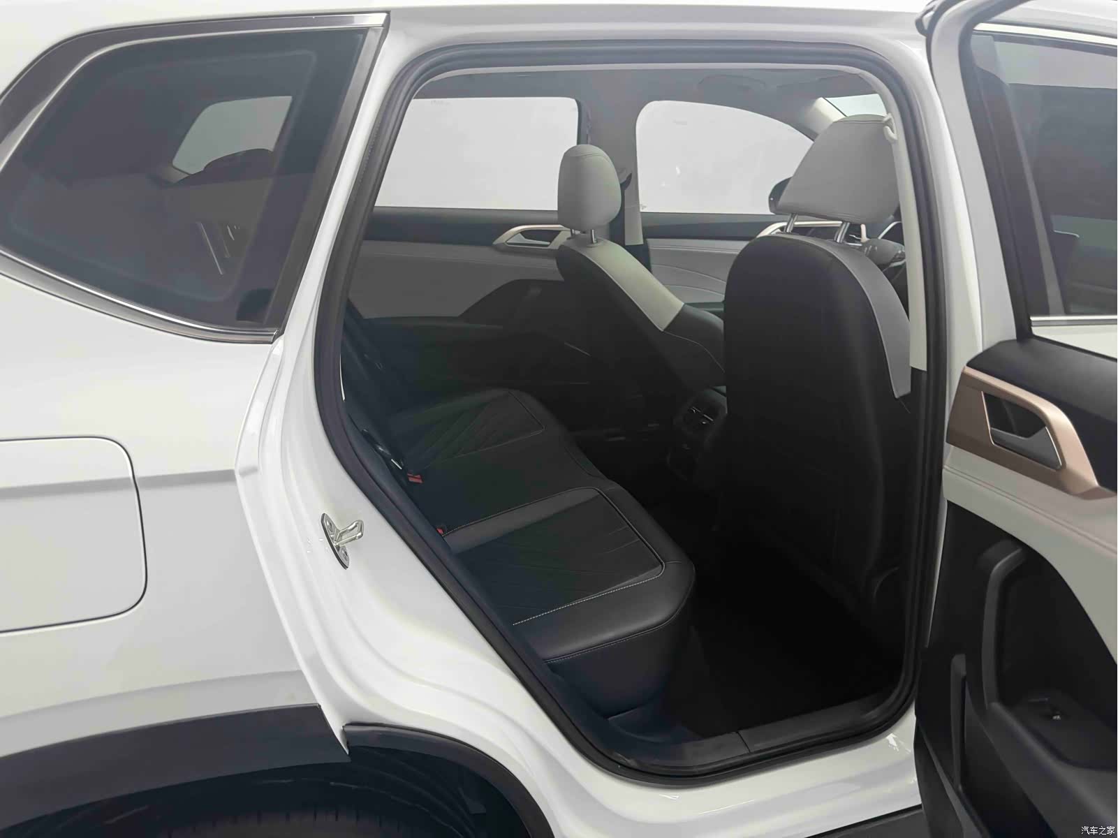 Volkswagen Tharu, 2024 7