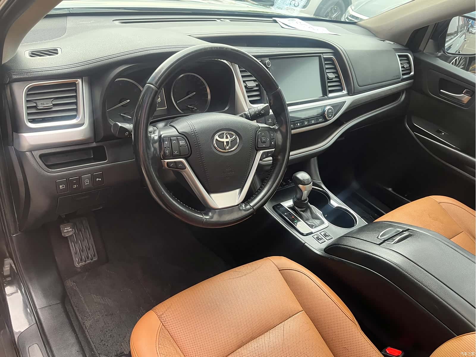 Toyota Highlander, 2020 3
