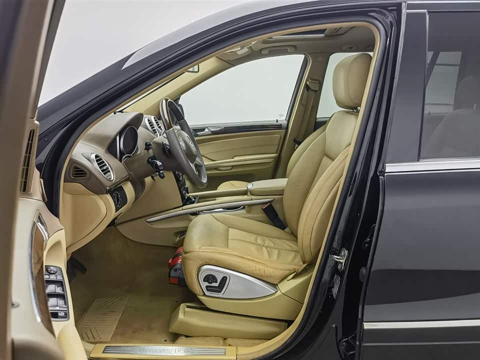 Mercedes-Benz GL grade