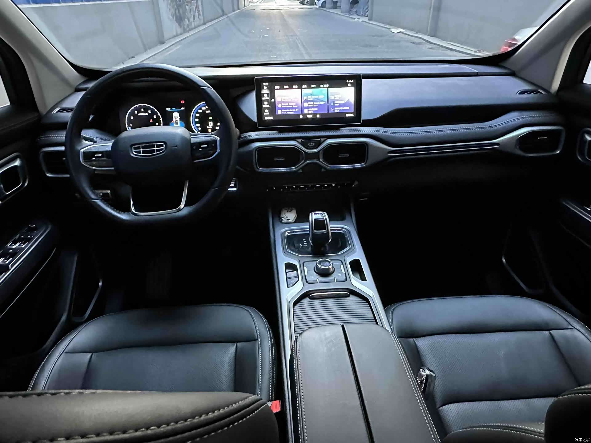 Geely Haoyue, 2021 6