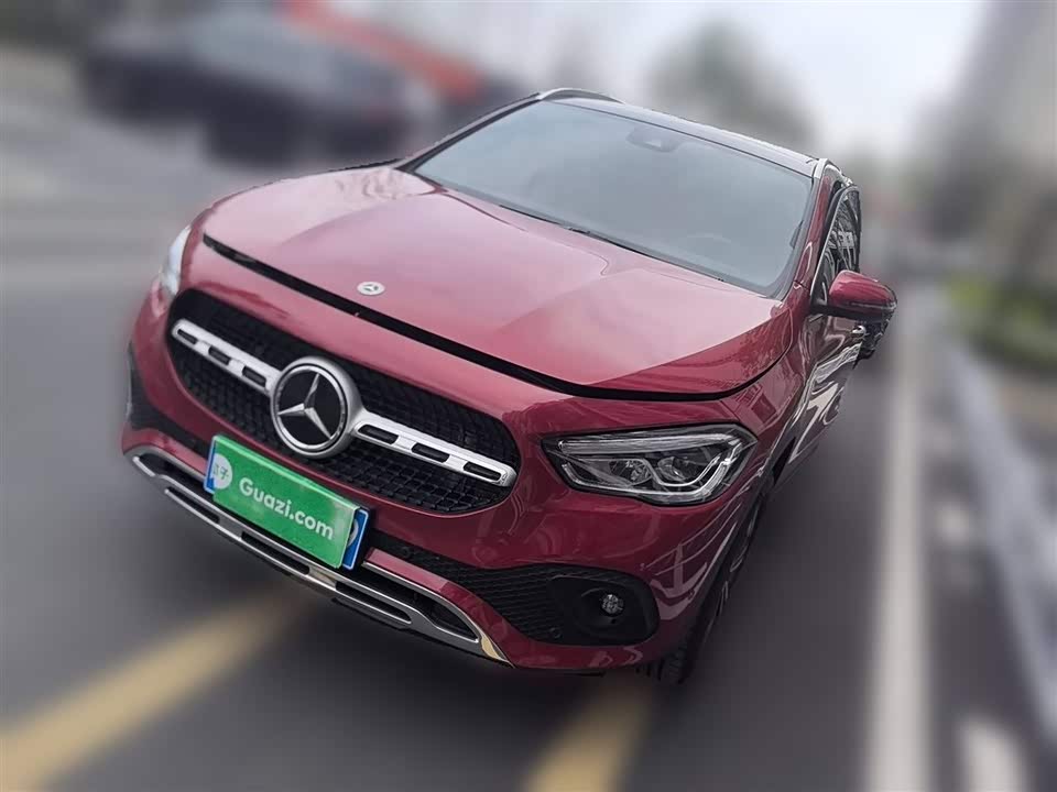 Mercedes-Benz GLA