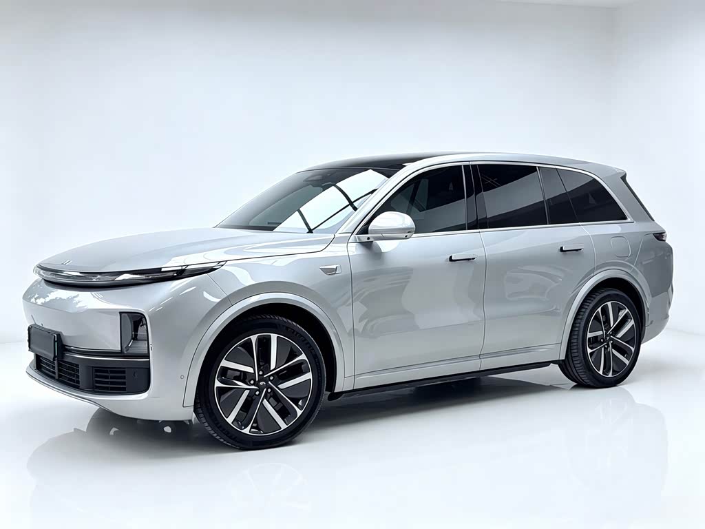 Li Auto L8
