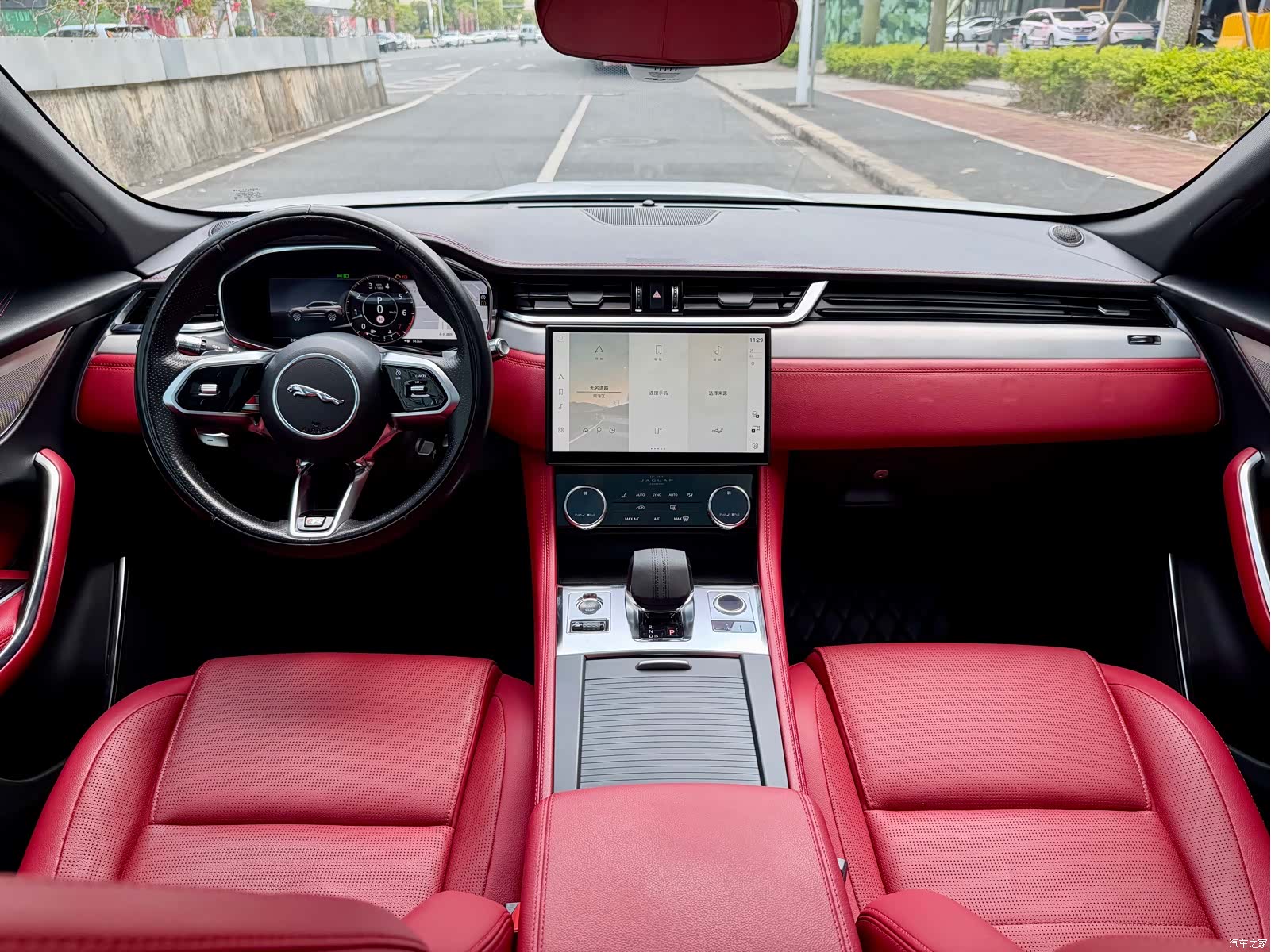 Jaguar F-PACE, 2021 24