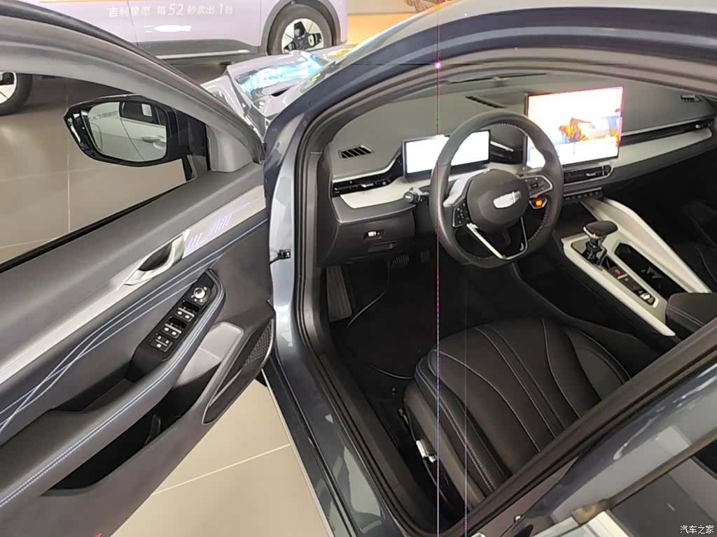 Geely Preface, 2025 16
