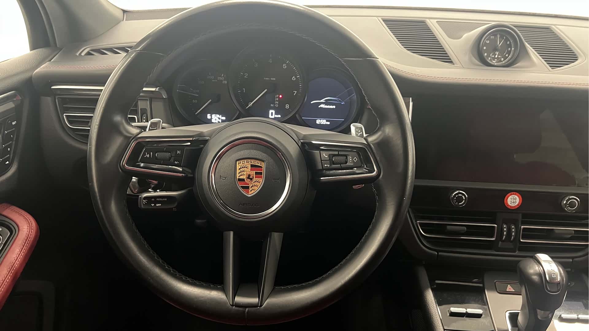 Porsche Macan, 2023 13