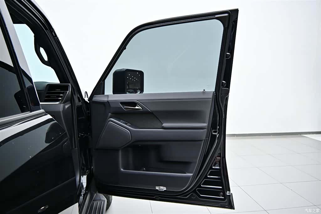 Lexus GX, 2025 18