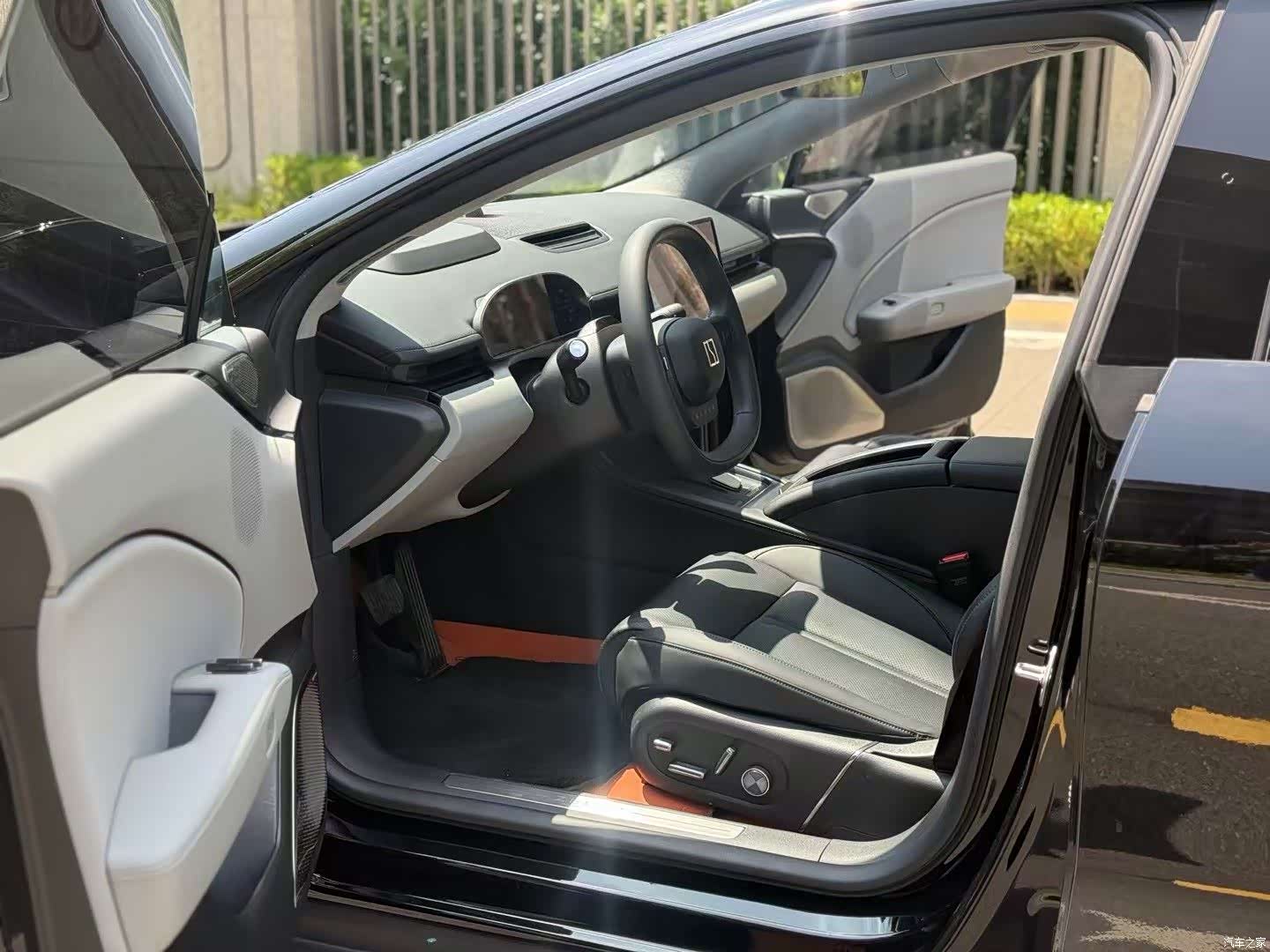 Zeekr 007, 2024 7