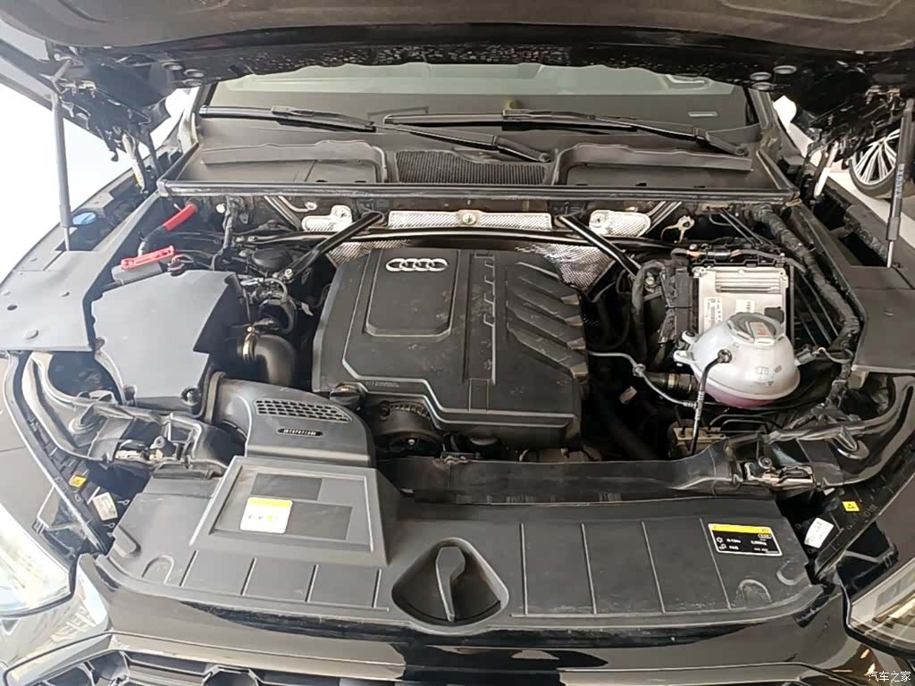 Audi Q5L, 2025 20