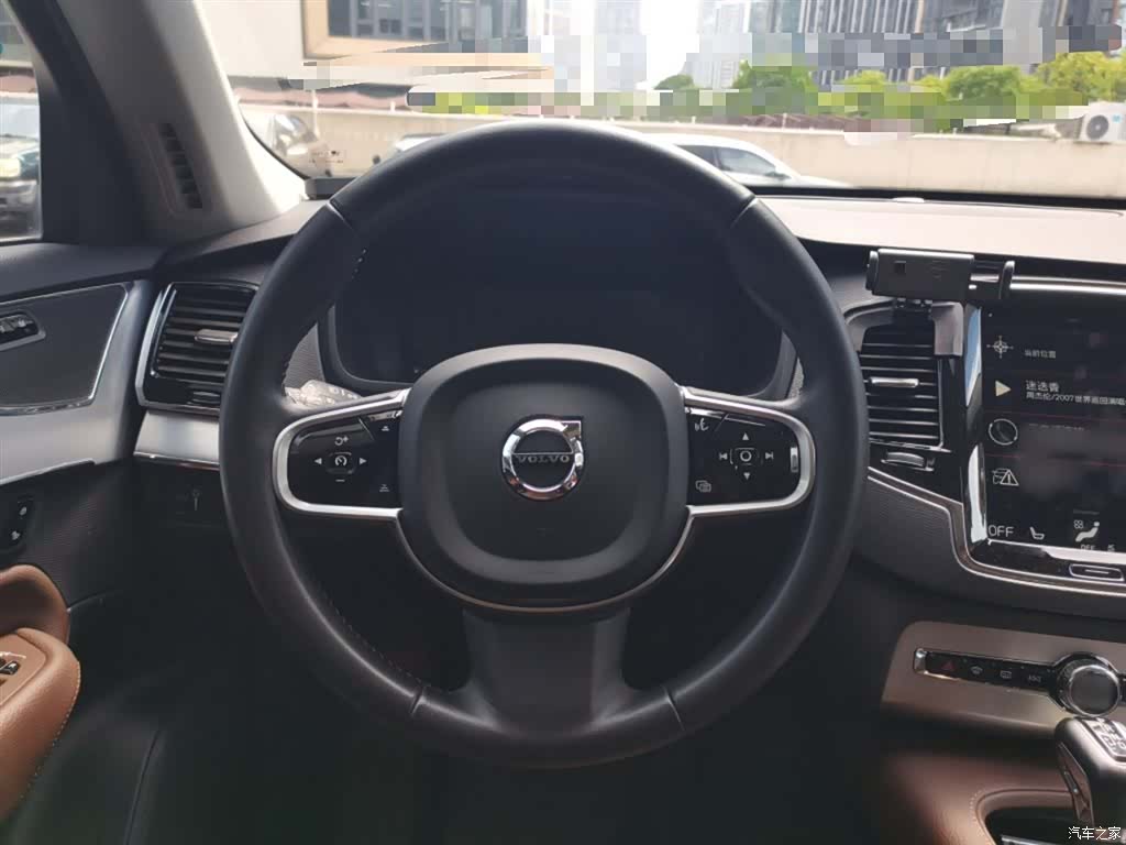 Volvo XC90, 2018 11