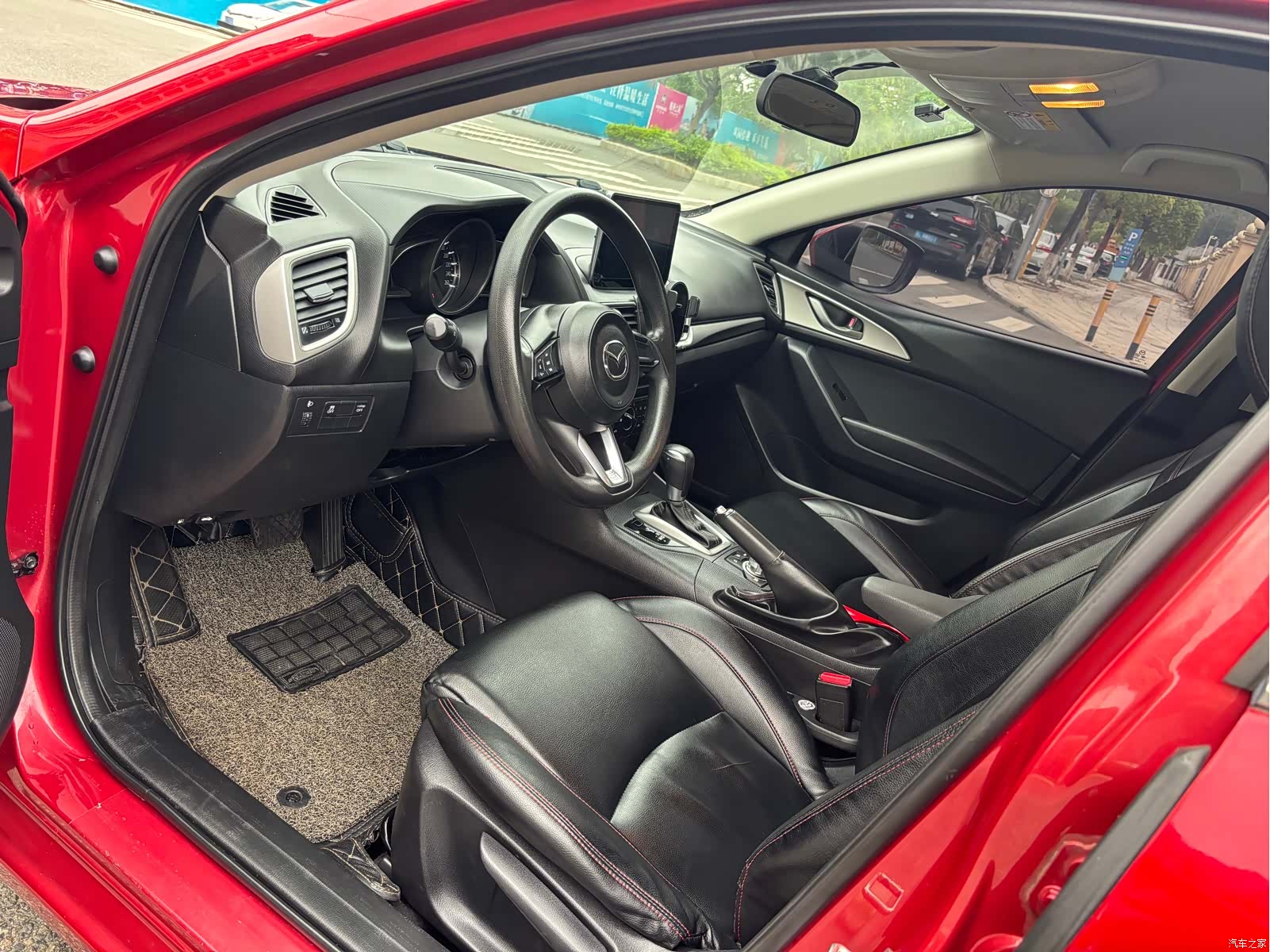 Mazda Mazda3, 2019 4