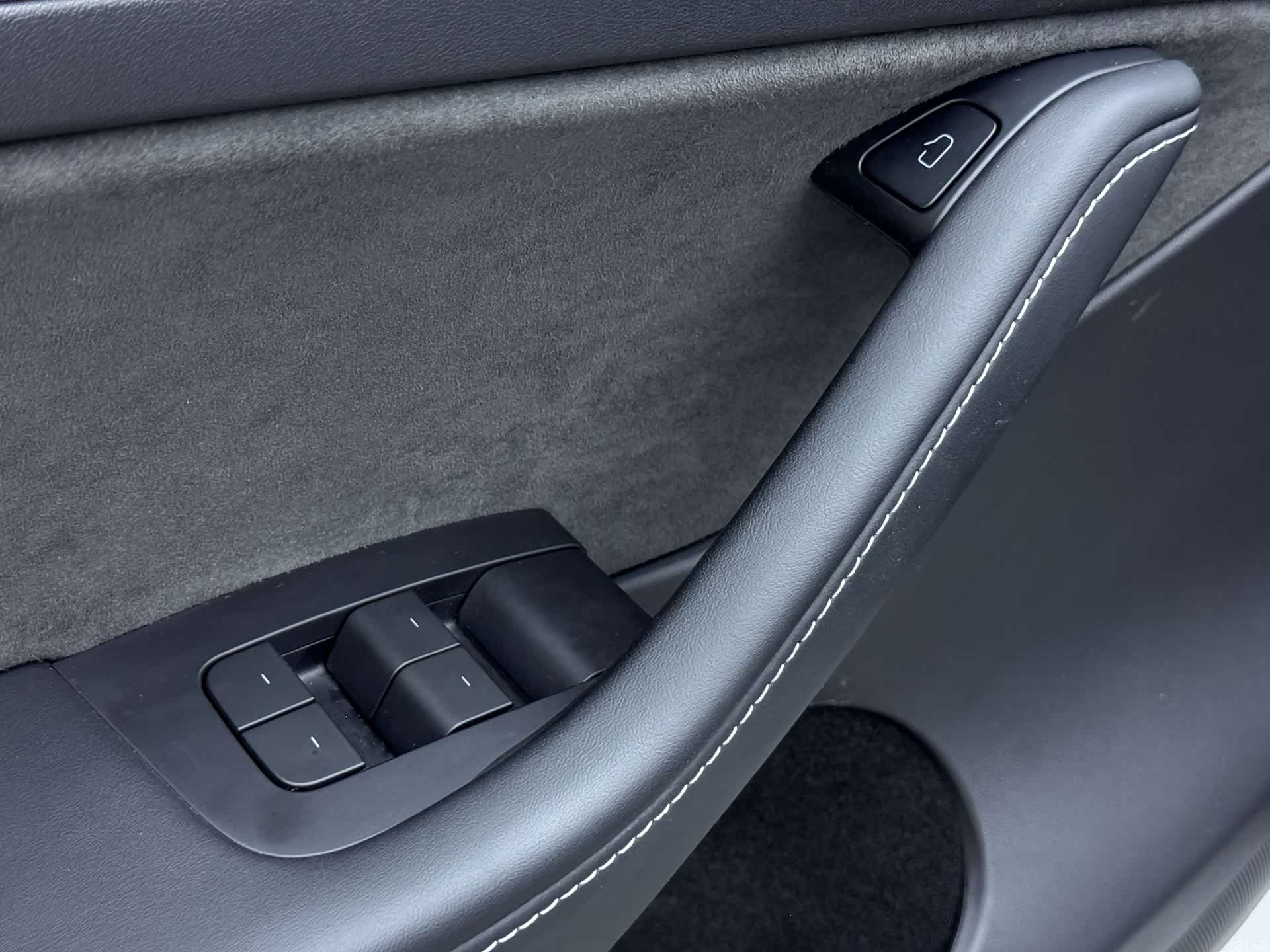 Tesla Model Y, 2022 11