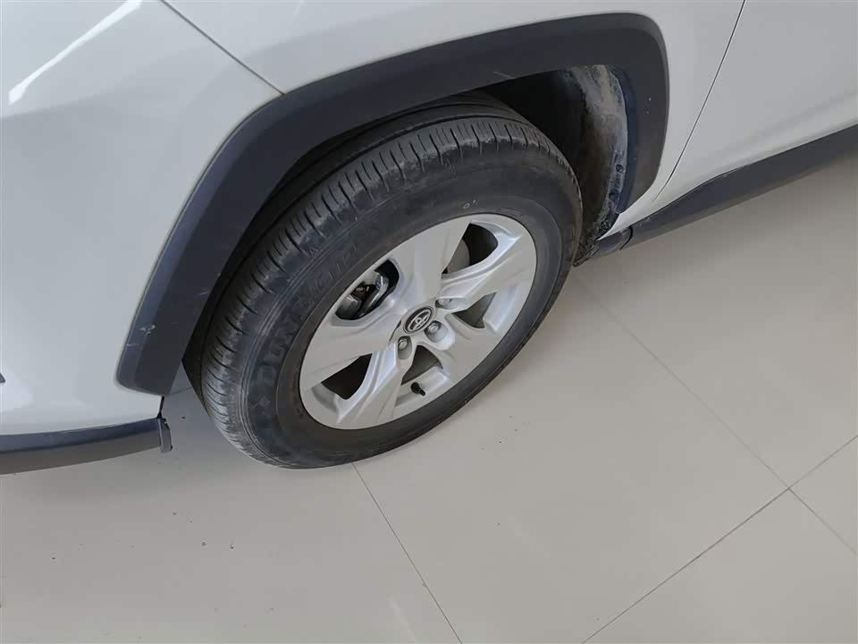 Toyota RAV4 Rongfang