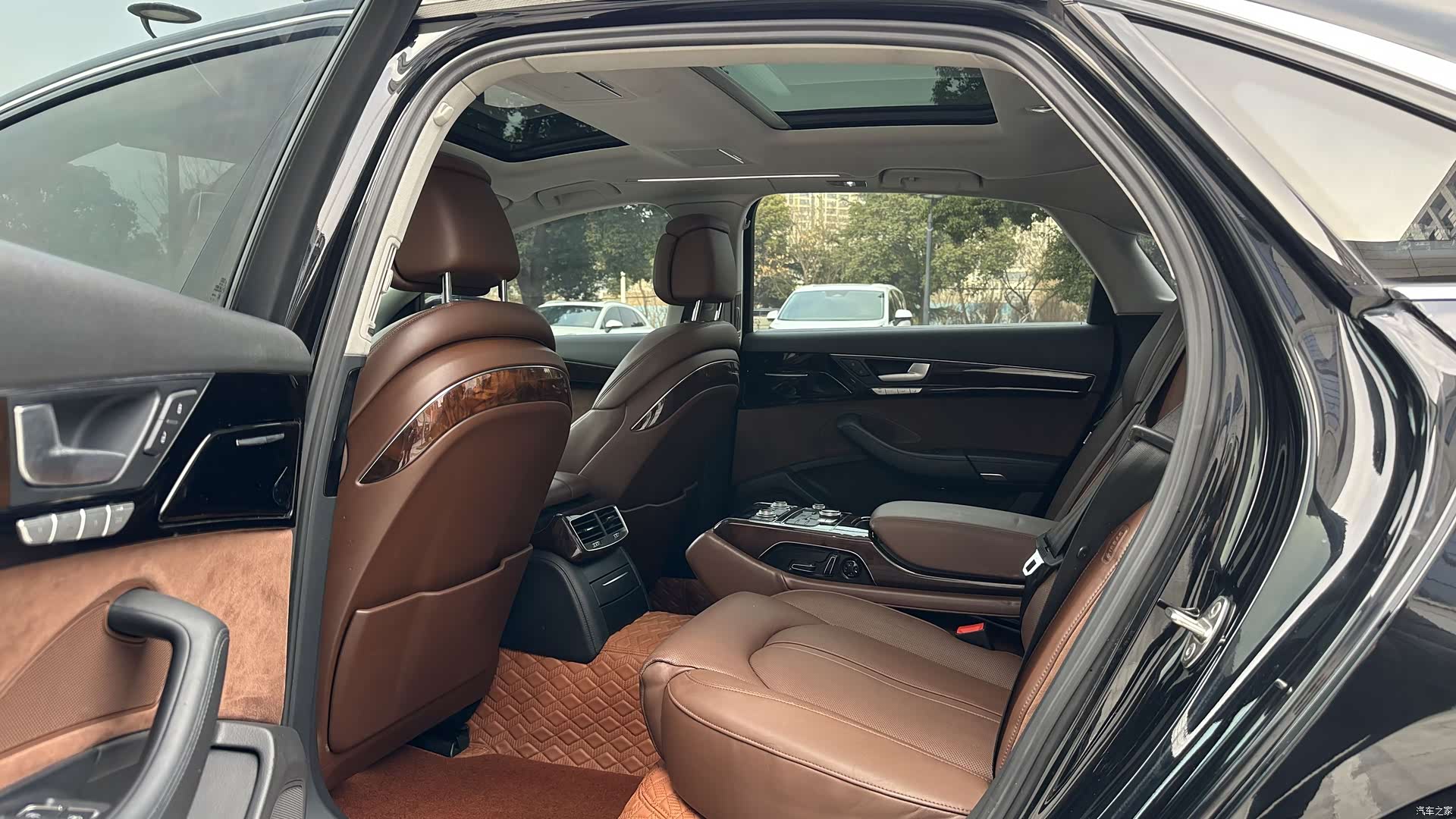 Audi A8L, 2016 9