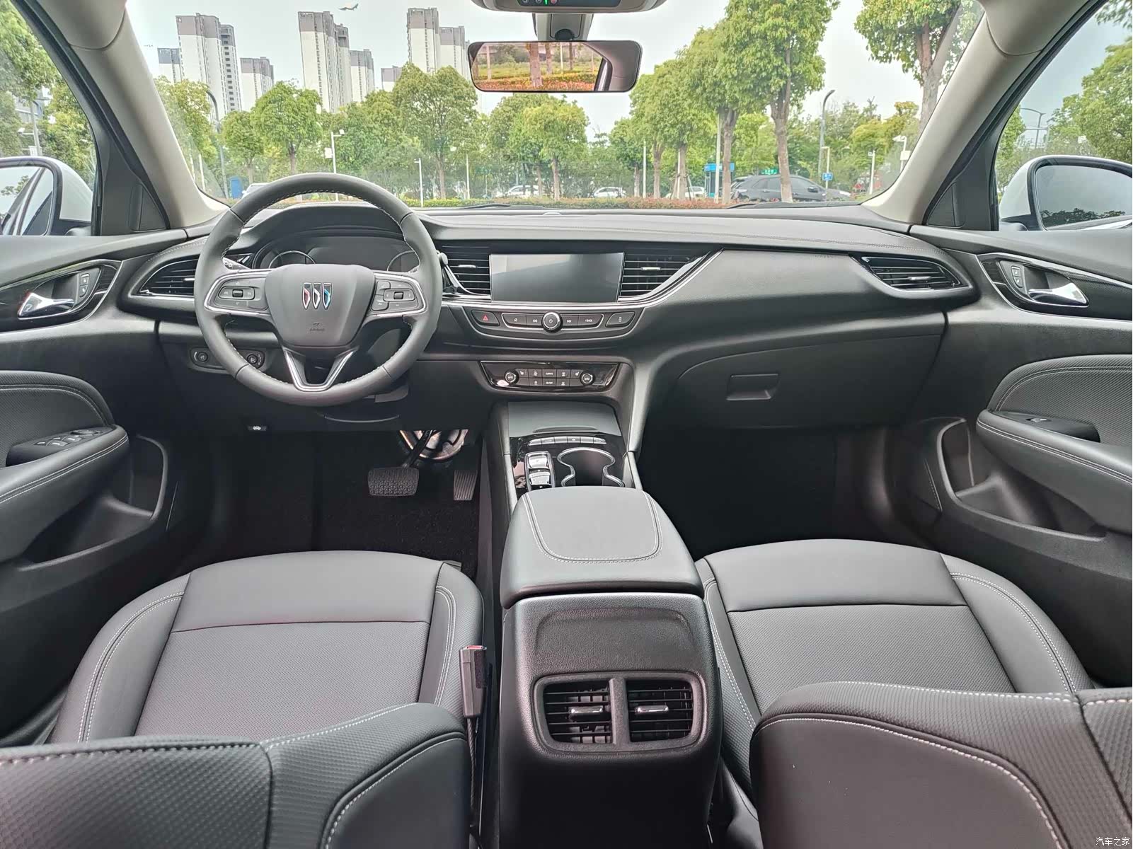 Buick Regal, 2025 12