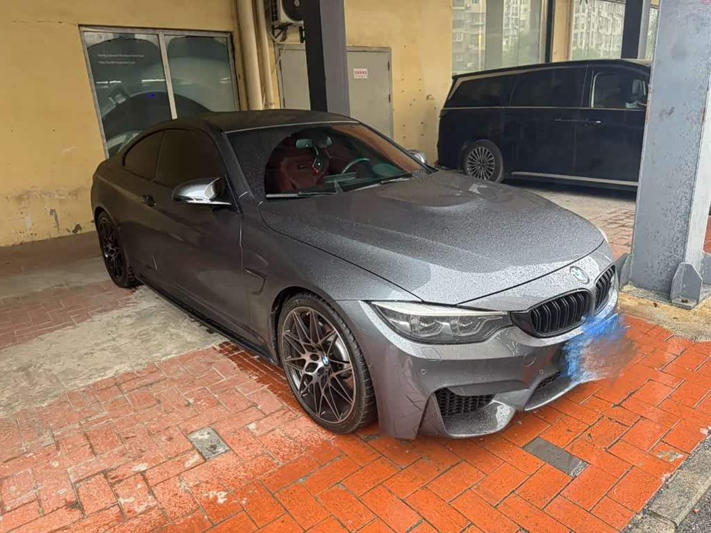 BMW M4