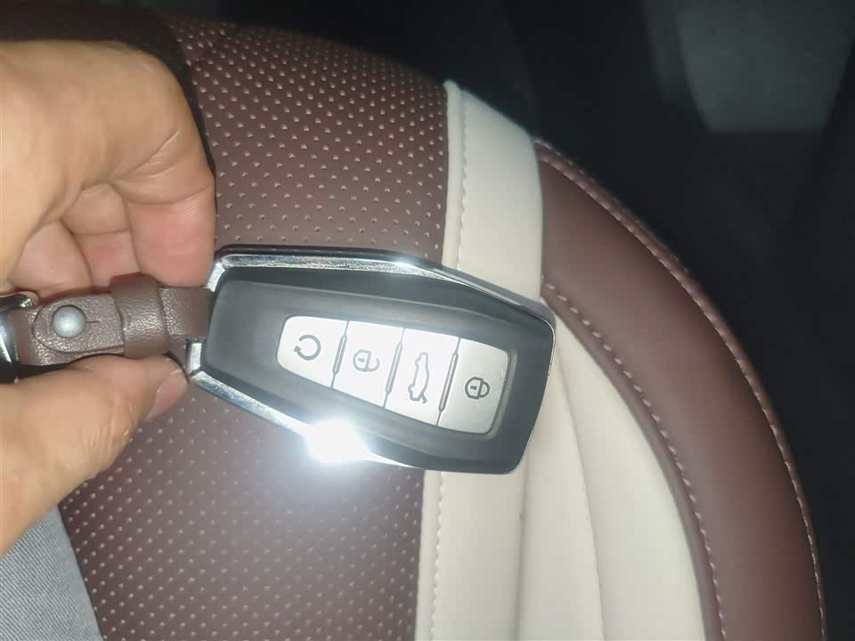 Geely Monjaro