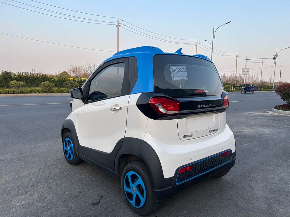 Baoding E100