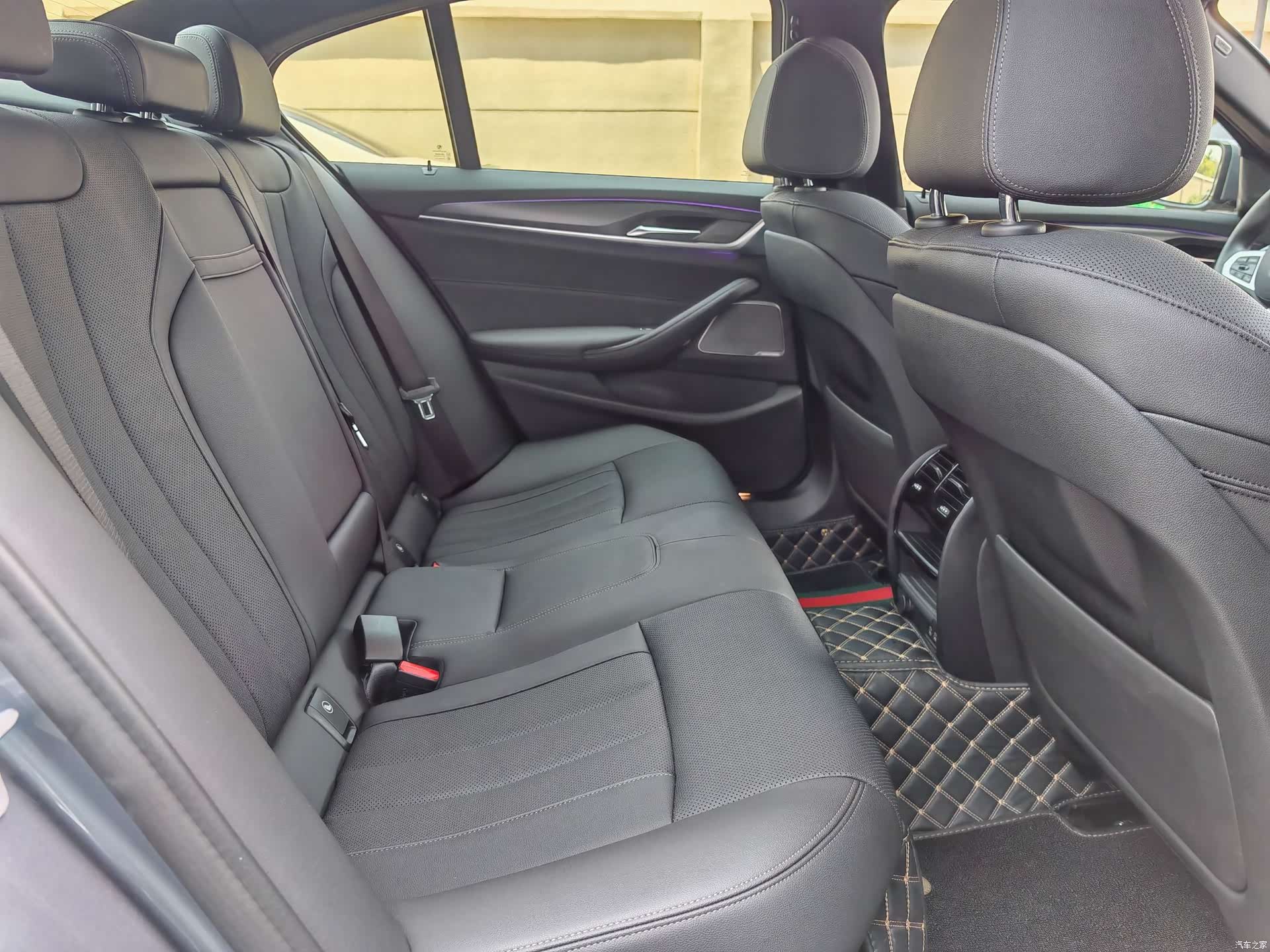 BMW 5 Series, 2021 17