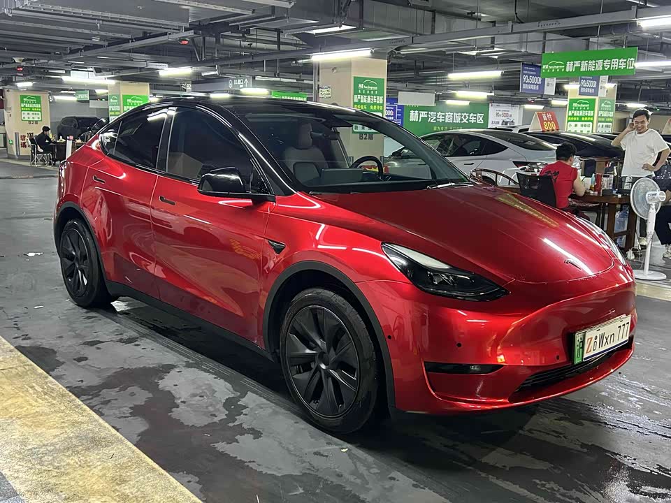 Tesla Model Y Tesla Model Y