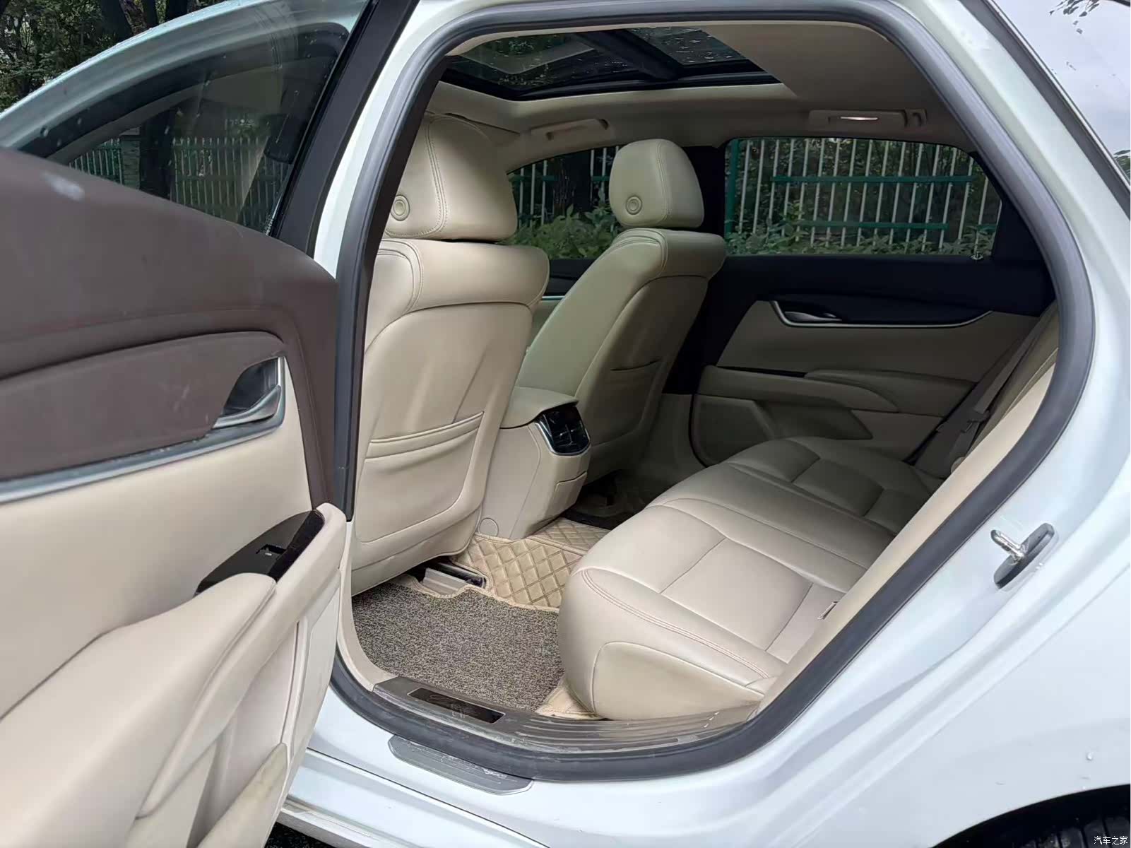 Cadillac XTS, 2017 все фото