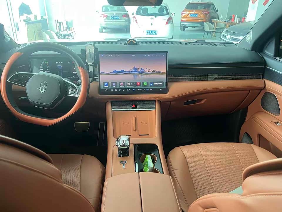 AITO Ask the world M7